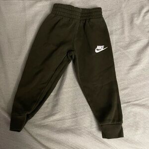 Nike Green Sweatpants with Elastic Cuffs and Drawstring